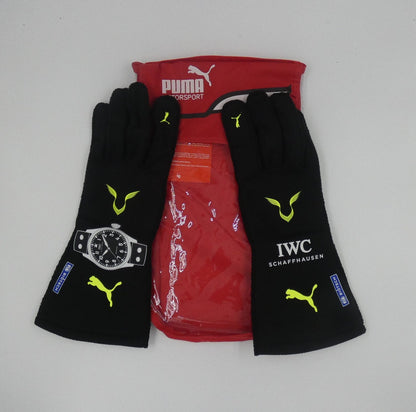 Lewis Hamilton 2022 official Mercedes ‘demo’ race gloves with Puma glove pouch